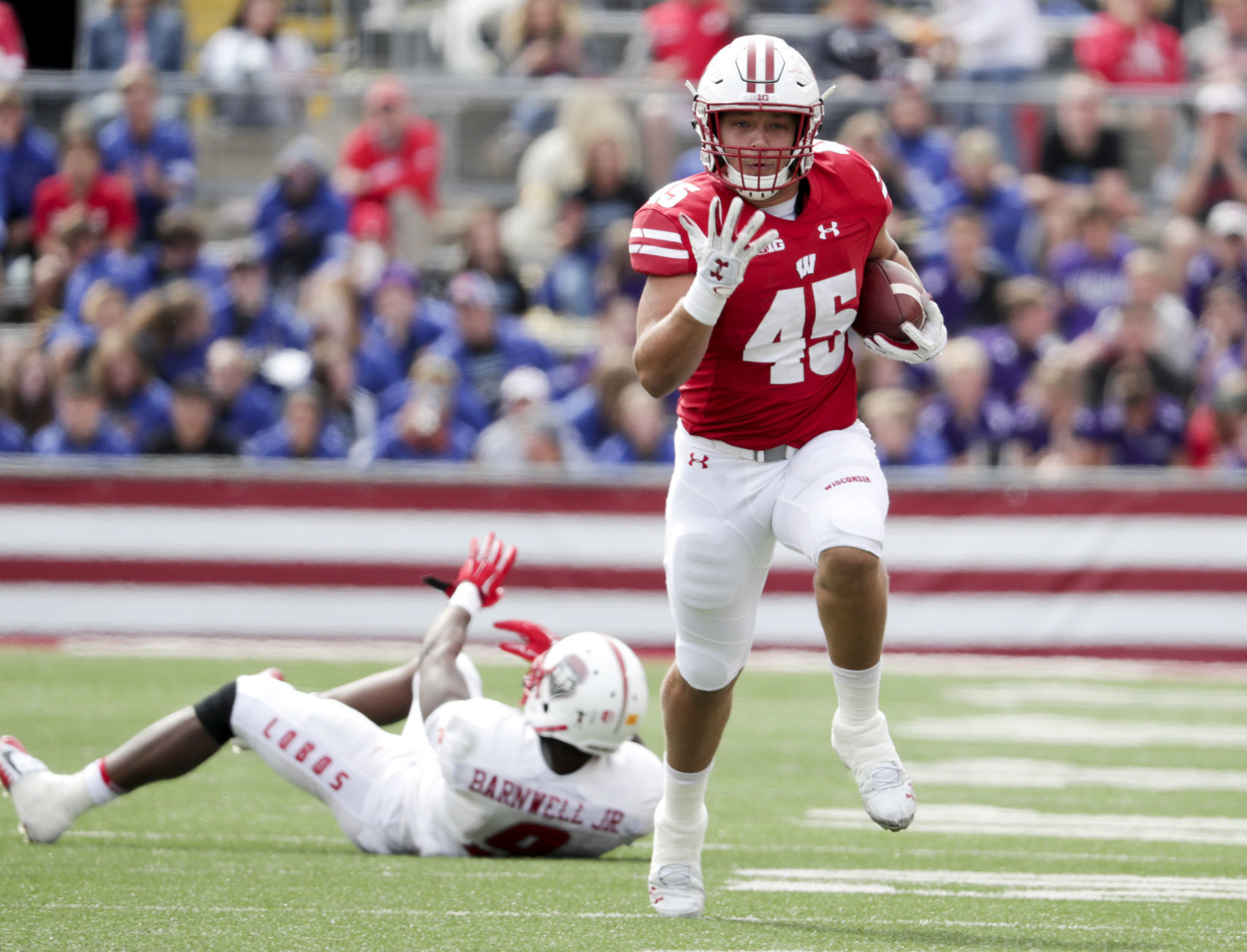 Wisconsin Badgers 45, New Mexico Lobos 14
